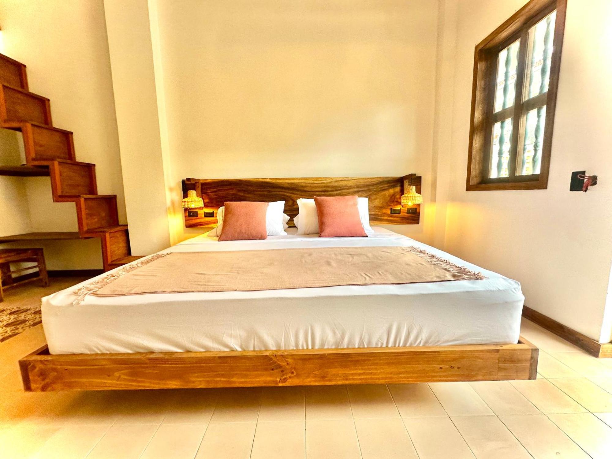 Masaya Hostal *